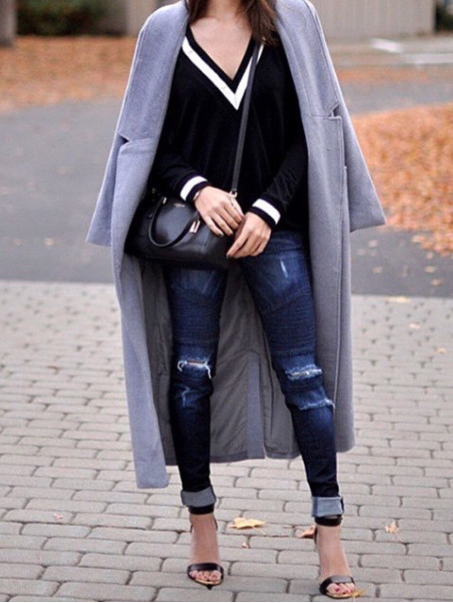 V Neckline Contrast Sweater - 2 Love One