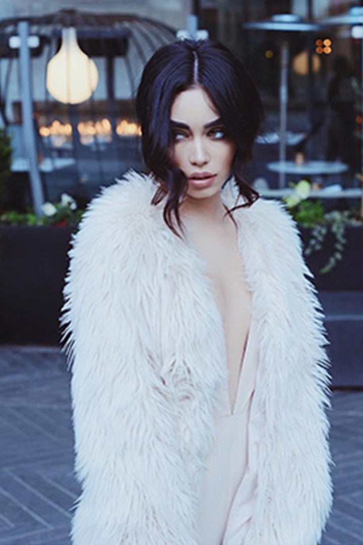 Elegant Long-Sleeve Faux-Fur Coat White - 2 Love One