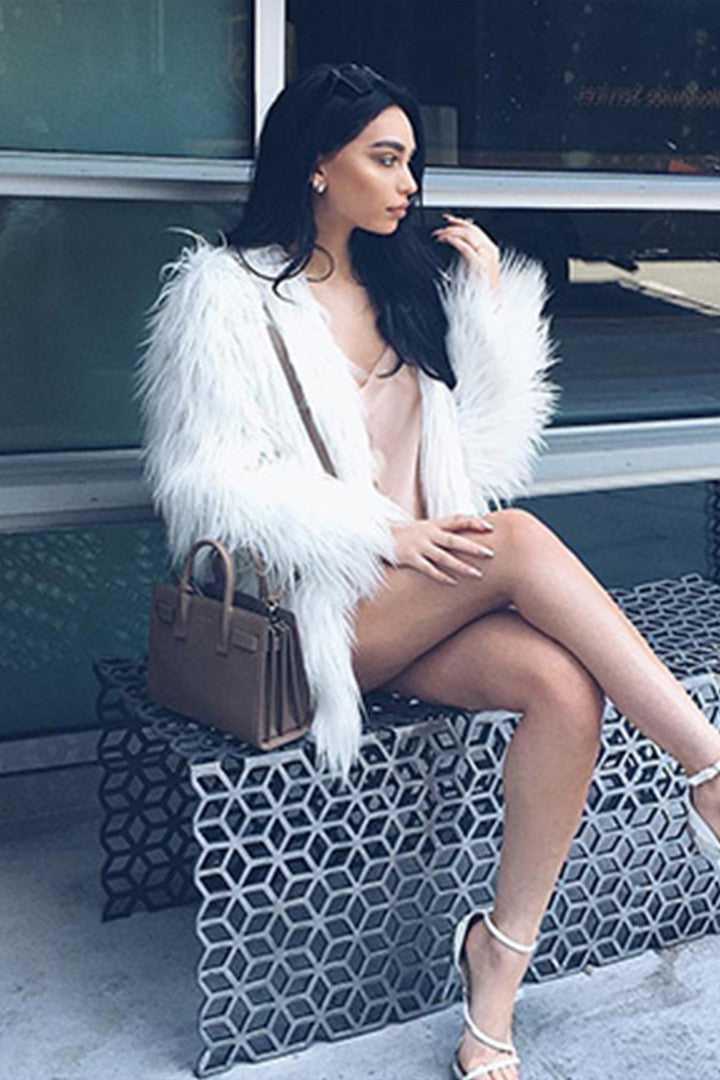 Elegant Long-Sleeve Faux-Fur Coat White - 2 Love One